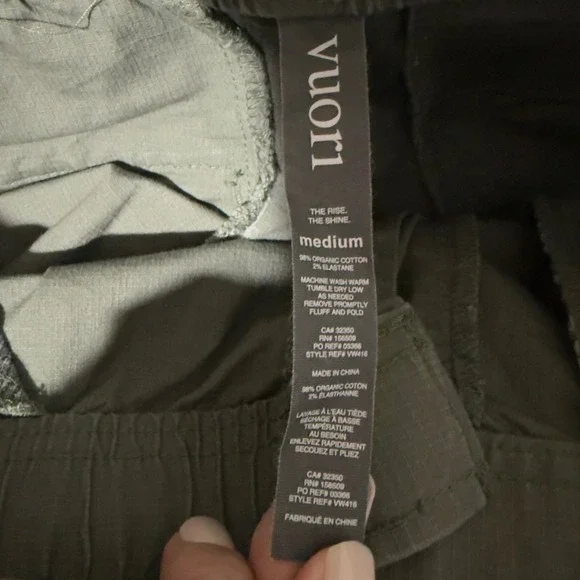 Vuori Ripstop Wide Leg Crop Pants Green Size Medium 24.5" Inseam - Picture 7 of 7